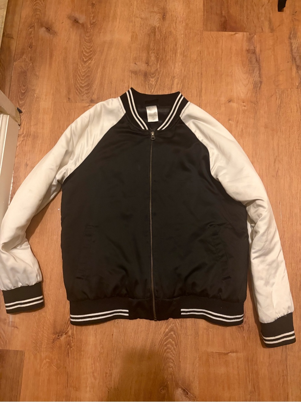 Taylor swift black and white 1989 i know places bomber jacket